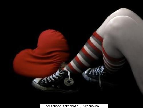 emo love  :rolleyes: imagini