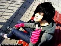 emo booy (*_*) ... :x:x:x imagini